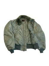 Load image into Gallery viewer, 1950s B15D Bomber