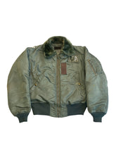 Load image into Gallery viewer, 1950s B15D Bomber