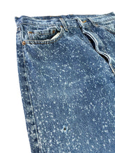Load image into Gallery viewer, 1990s Levi Galactic