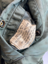 Load image into Gallery viewer, 1964 Medium MA1