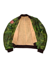 Load image into Gallery viewer, 1970s Vietnam Souvenir