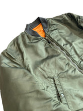 Load image into Gallery viewer, 1964 Medium MA1