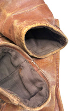 Load image into Gallery viewer, 1940s Horsehide Jacket