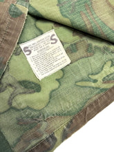 Load image into Gallery viewer, 1968 Small Jungle