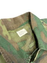 Load image into Gallery viewer, 1968 Small Jungle