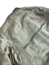 Load image into Gallery viewer, 1961 Medium MA1