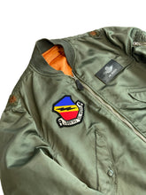 Load image into Gallery viewer, 1970 Medium L2B