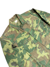 Load image into Gallery viewer, 1968 Small Jungle