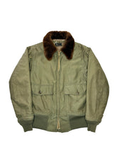 Load image into Gallery viewer, 1940s B10 Bomber