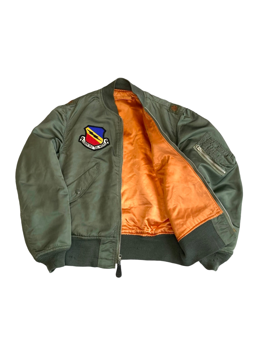 70s USA製　EMARジップ　ミリタリージャケット SQUADRON s-l400.jpg