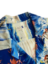 Load image into Gallery viewer, 1950s Hawaiian Shirt
