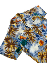 Load image into Gallery viewer, 1950s Hawaiian Shirt
