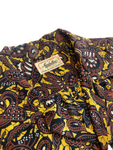 Load image into Gallery viewer, 1950s Hawaiian Shirt
