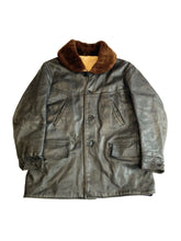 Load image into Gallery viewer, 1930s Horsehide Car Coat
