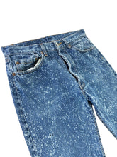 Load image into Gallery viewer, 1990s Levi Galactic
