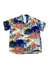 Load image into Gallery viewer, 1950s Hawaiian Shirt
